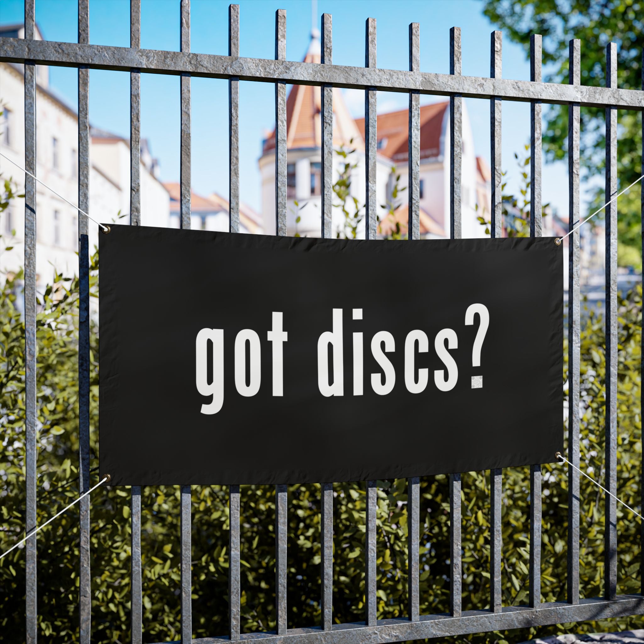 Load image into Gallery viewer, got discs? w/ foo fliers QR code