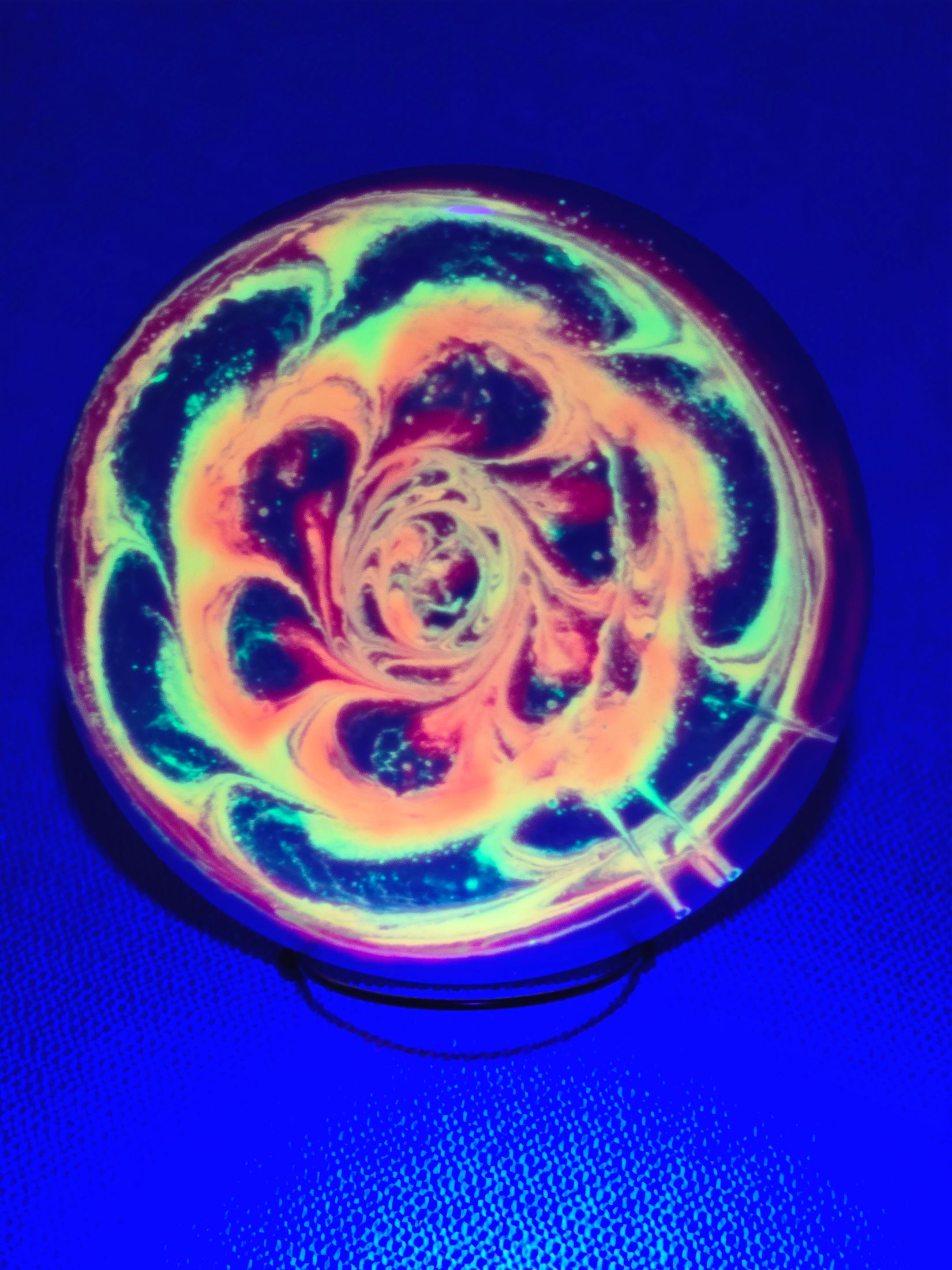 Load image into Gallery viewer, Innova Destroyer Distance Driver w/ Custom HUV Dye - Star 175g