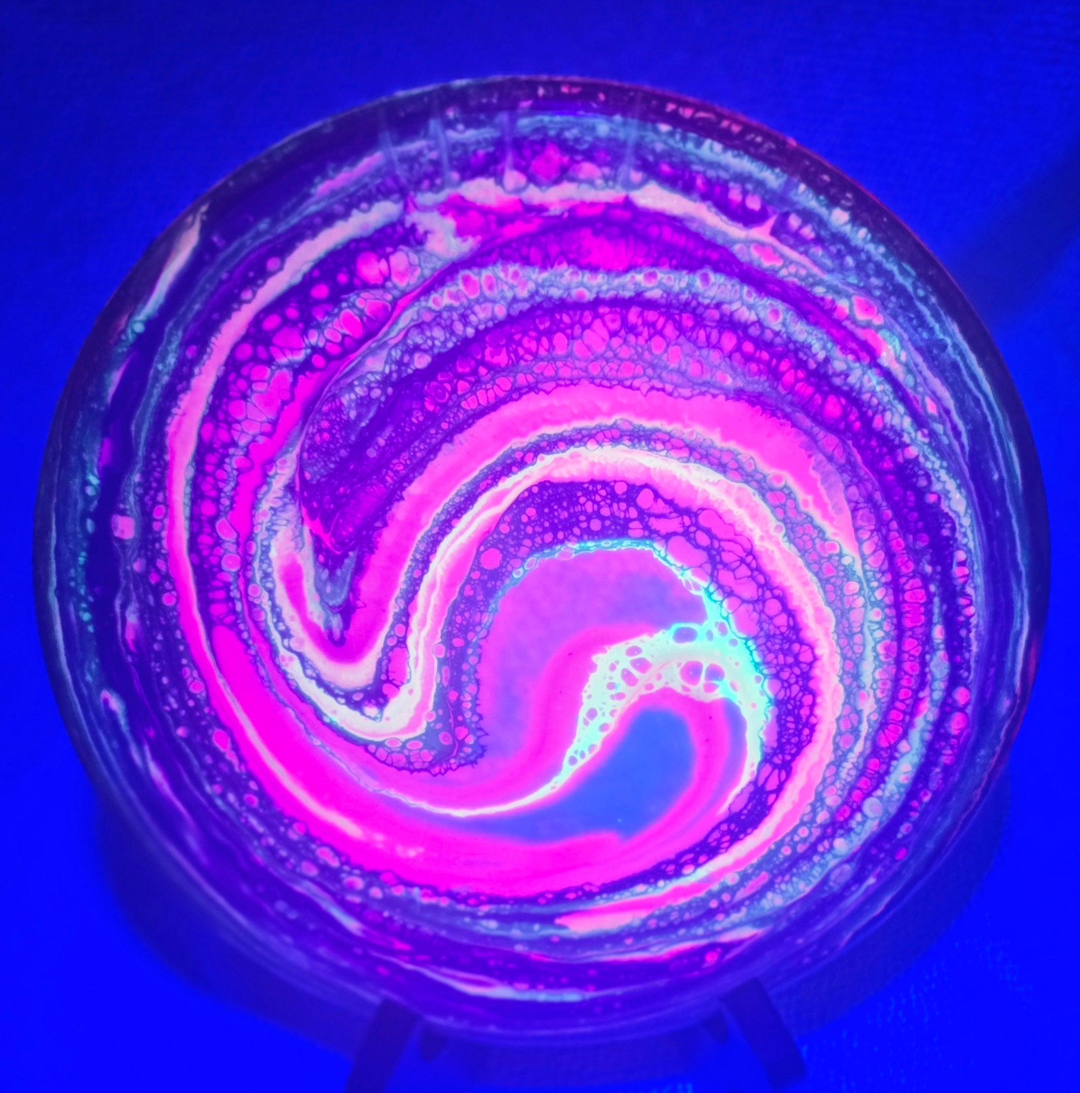 Load image into Gallery viewer, Axiom Proxy w/ Custom Swirl Dye - Neutron Soft 169g