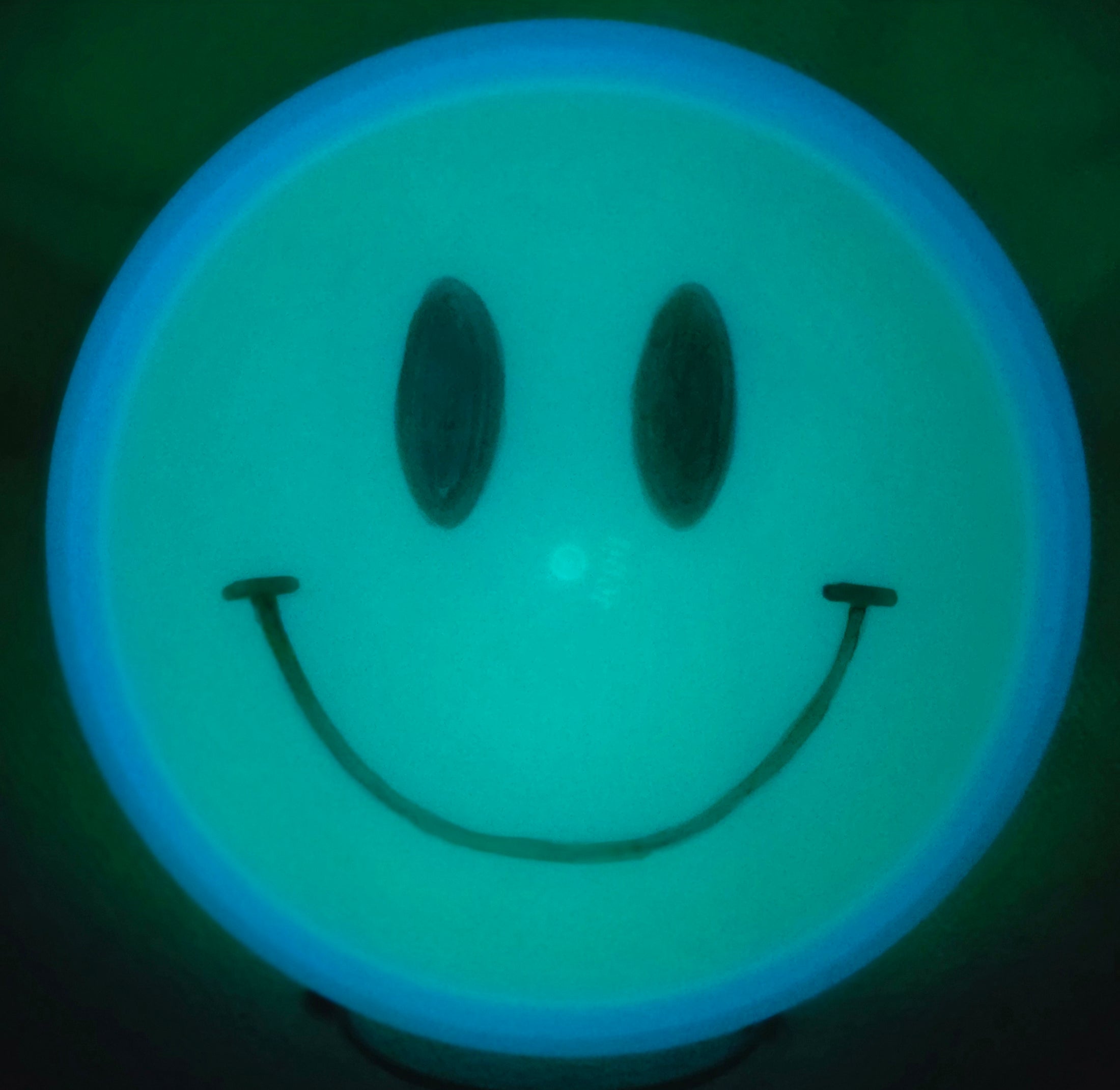 Load image into Gallery viewer, MVP Emoji Tempo w/ Fluorescent Back Dye - Total Eclipse (Blue Rim) 168g