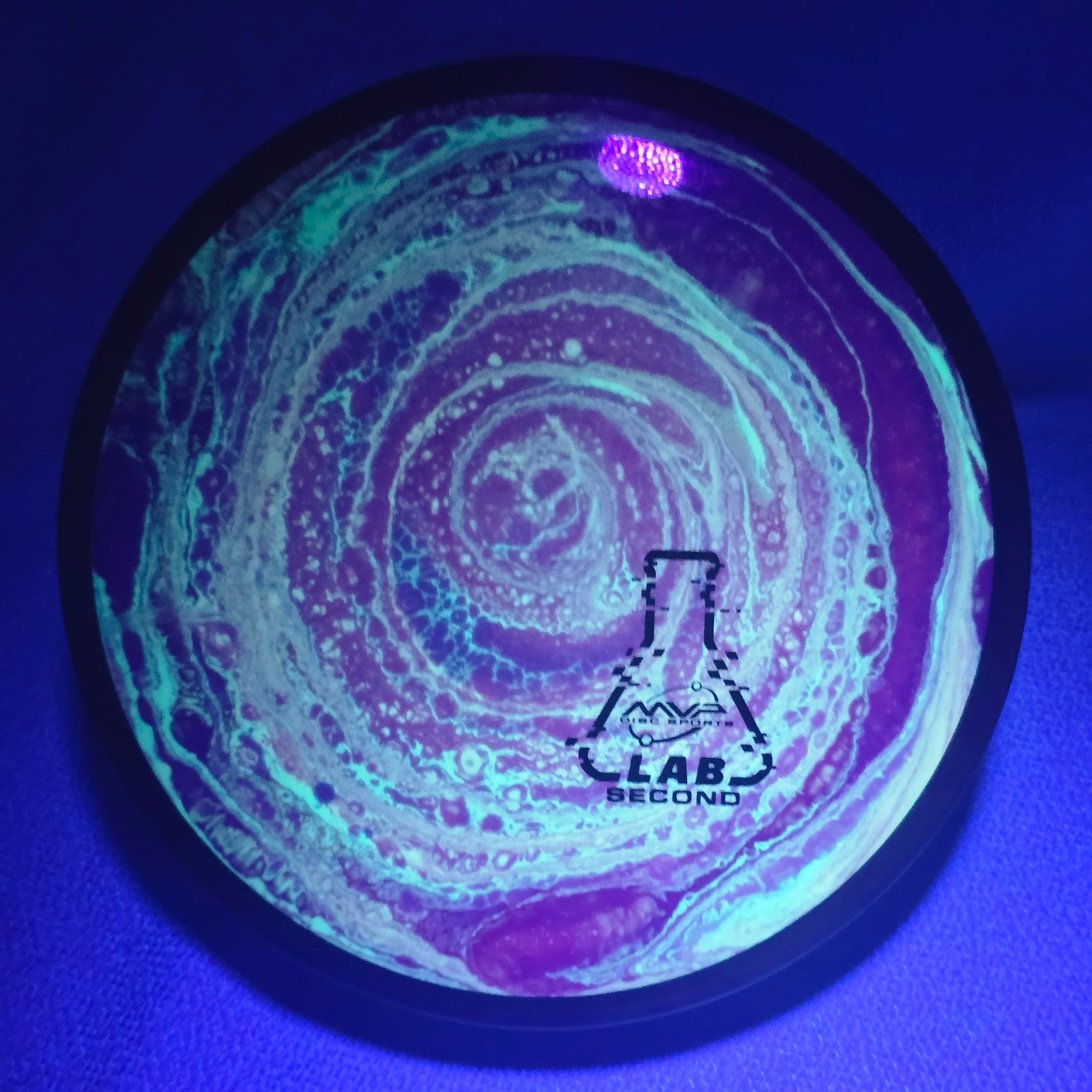 Load image into Gallery viewer, MVP Terra Control Driver w/ Custom Swirl Dye - Neutron 175g