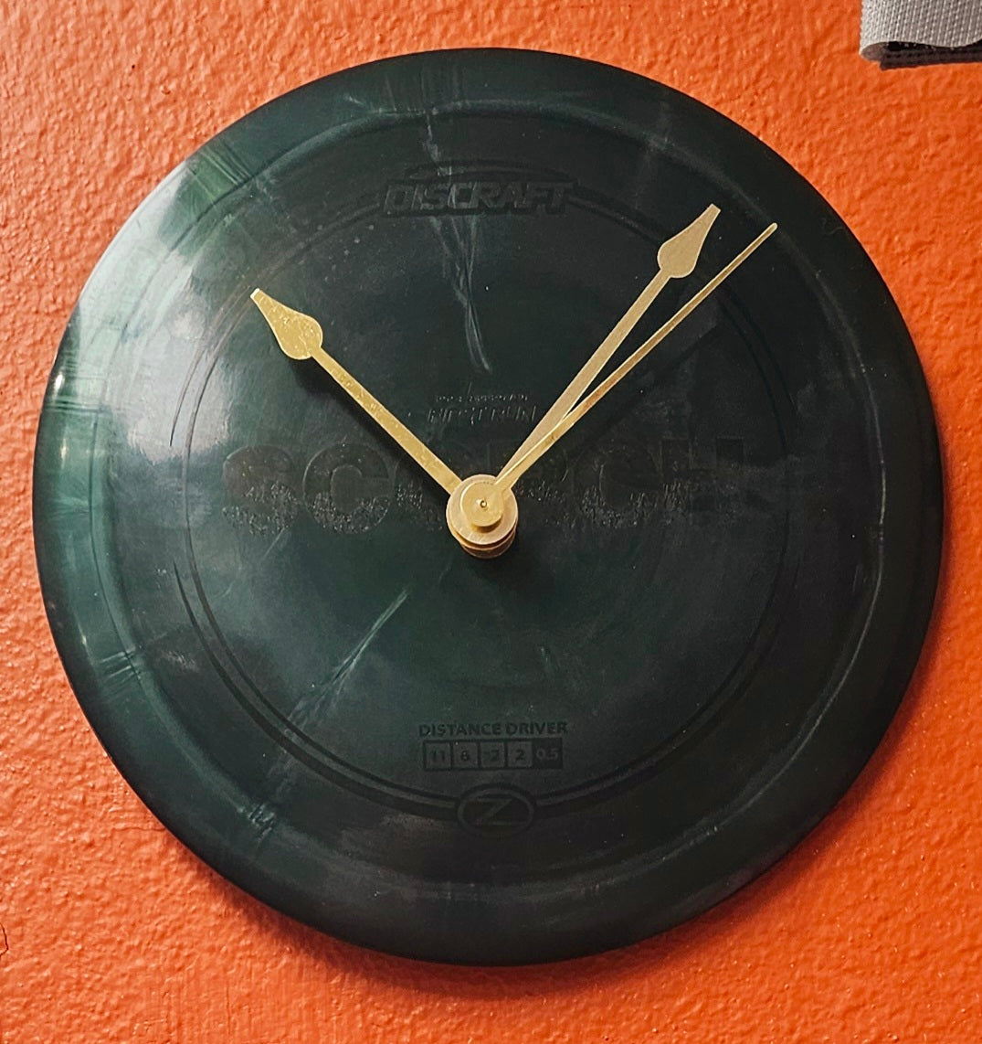 Load image into Gallery viewer, Disc Golf Wall Clock - First Run Scorch

