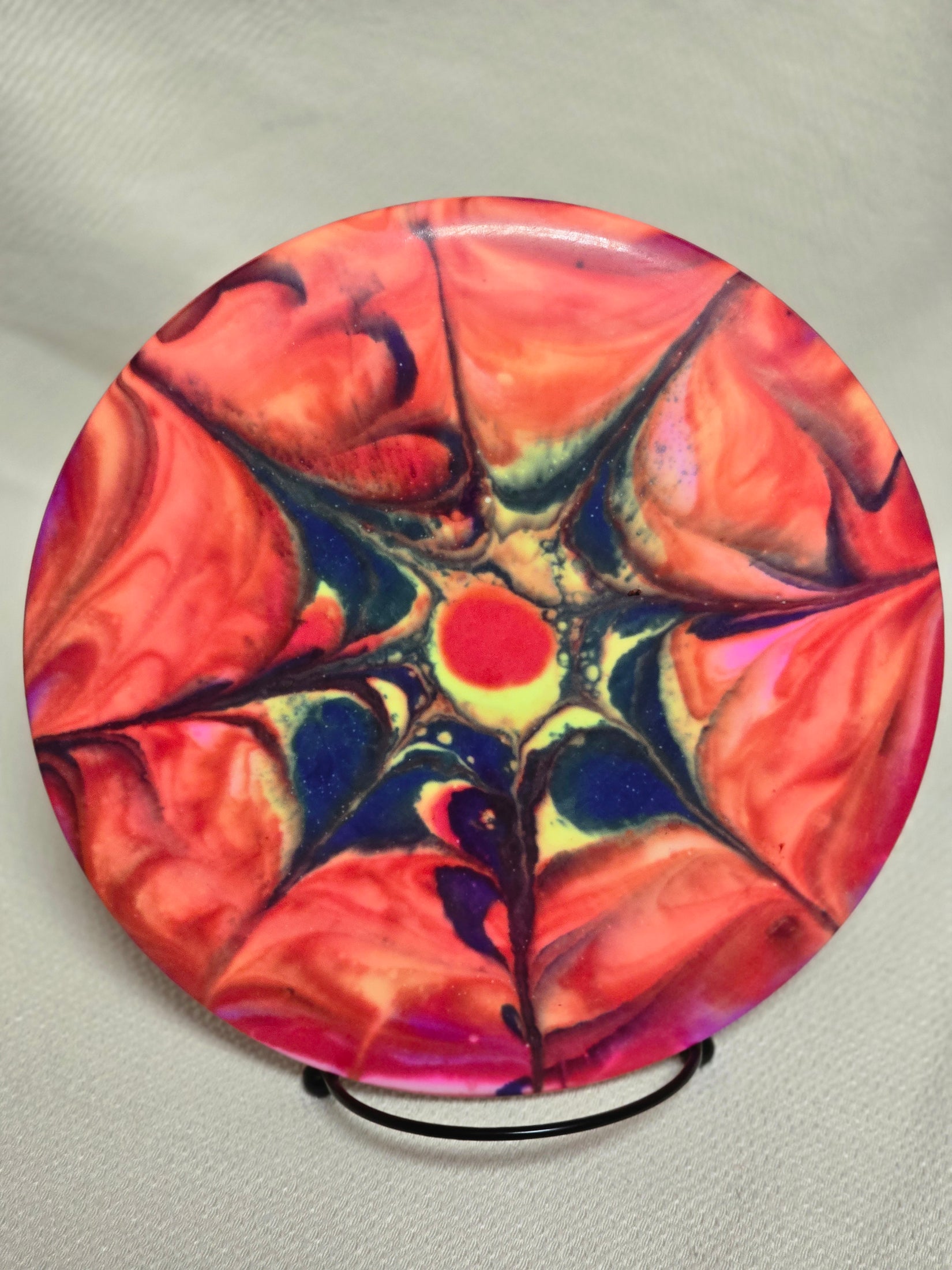 Load image into Gallery viewer, Innova Wraith Back Stamped Distance Driver w/ Custom Dye - Star 175g
