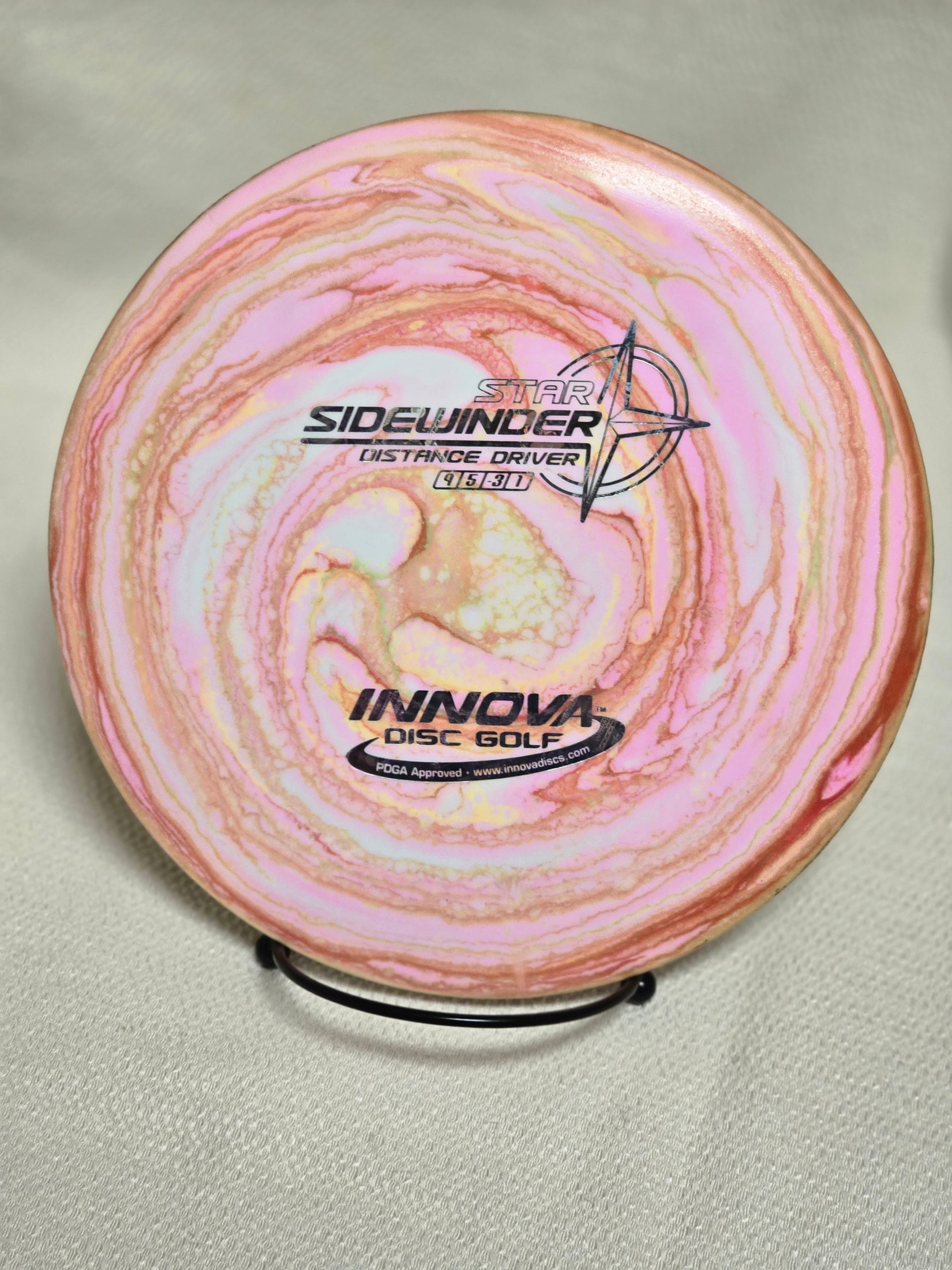 Load image into Gallery viewer, Innova Sidewinder Distance Driver w/ Custom HUV Dye - Star 147g
