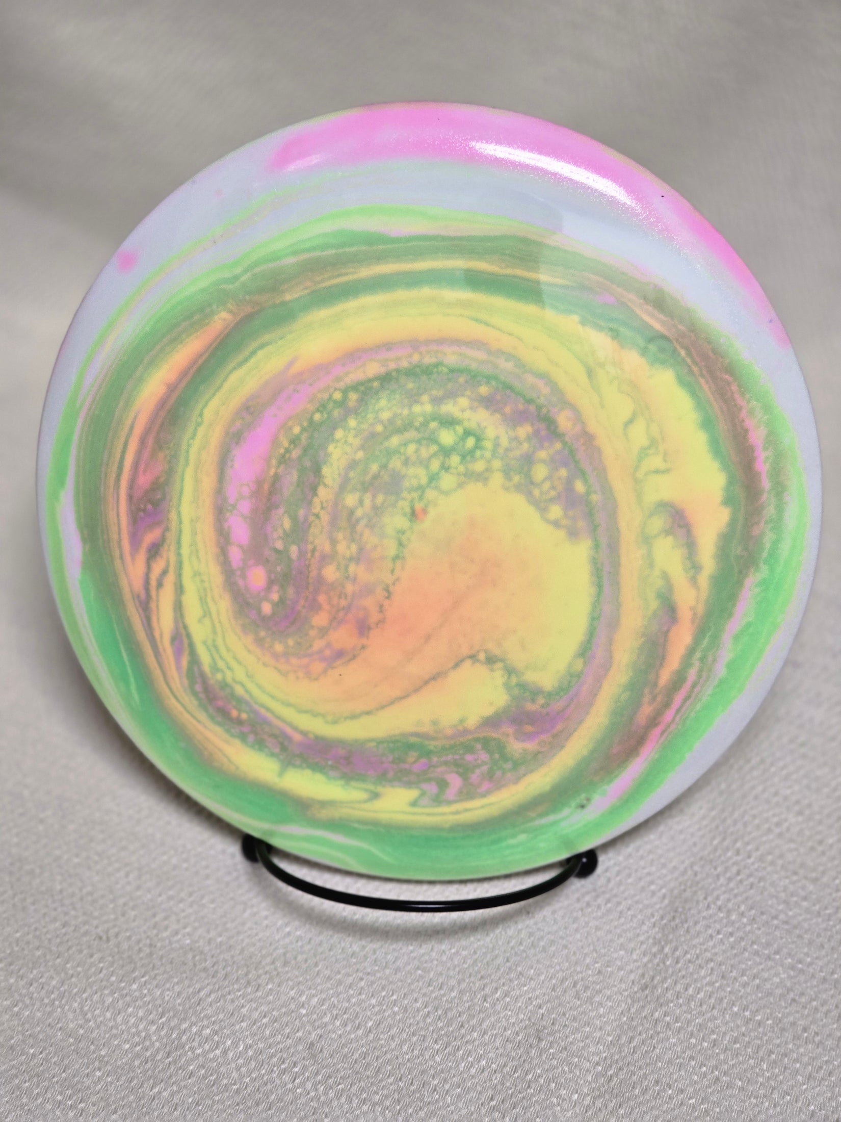 Load image into Gallery viewer, Innova Destroyer Distance Driver w/ Custom HUV Dye - Star 170g
