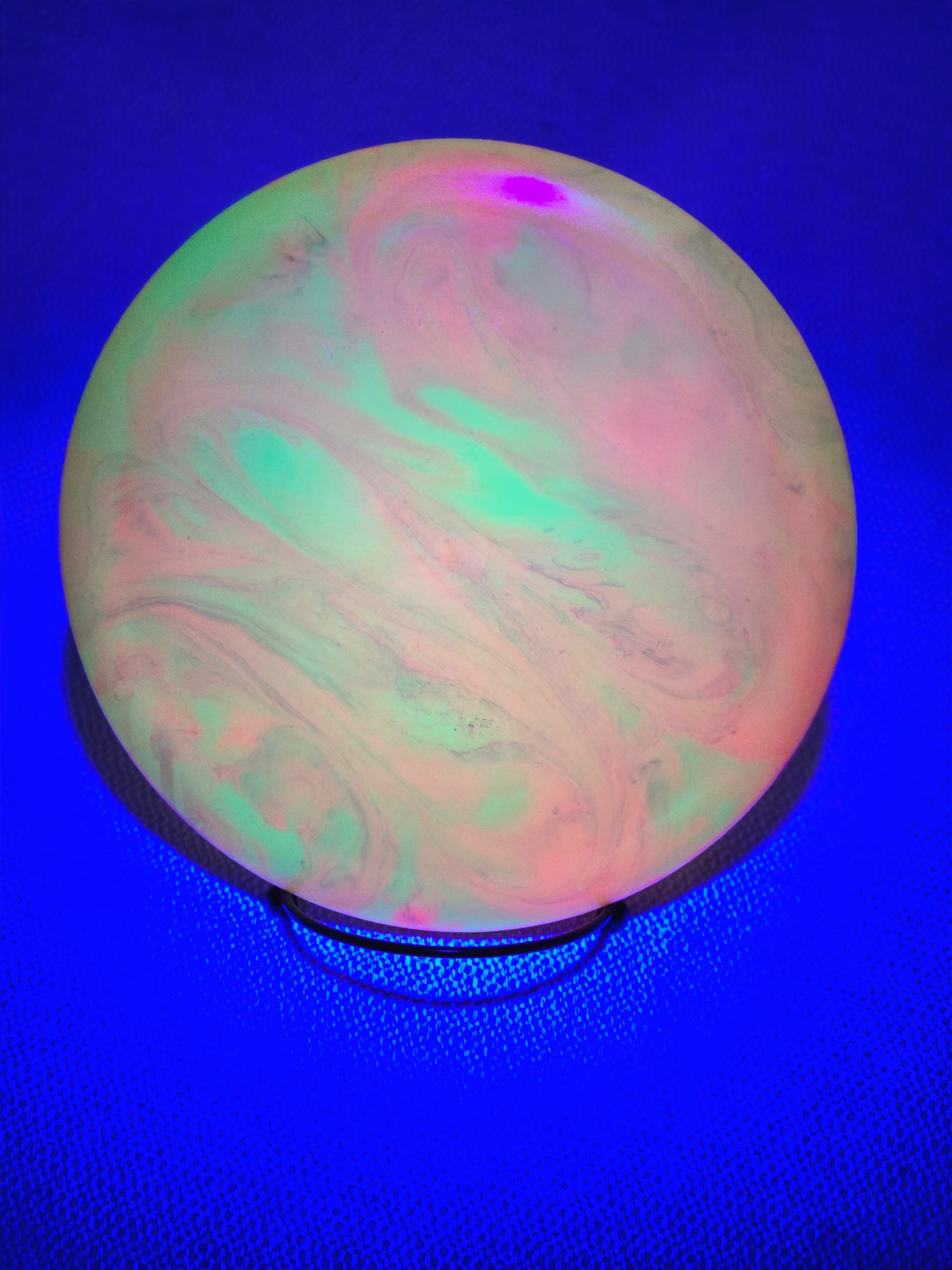 Load image into Gallery viewer, Dynamic Discs Escape Air Control Driver w/ Custom HUV Dye - Lucid 156g
