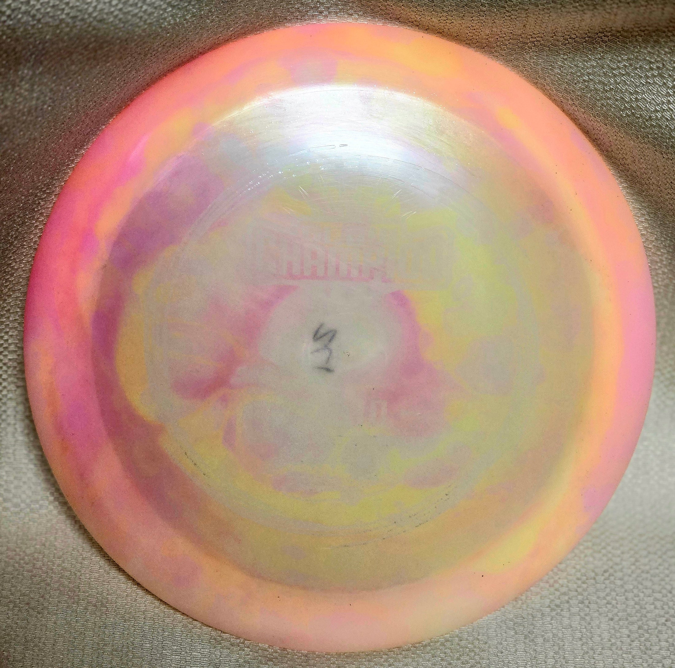 Load image into Gallery viewer, Innova Glow Tern Distance Driver w/ Custom HUV Dye- Champion Glow 175g
