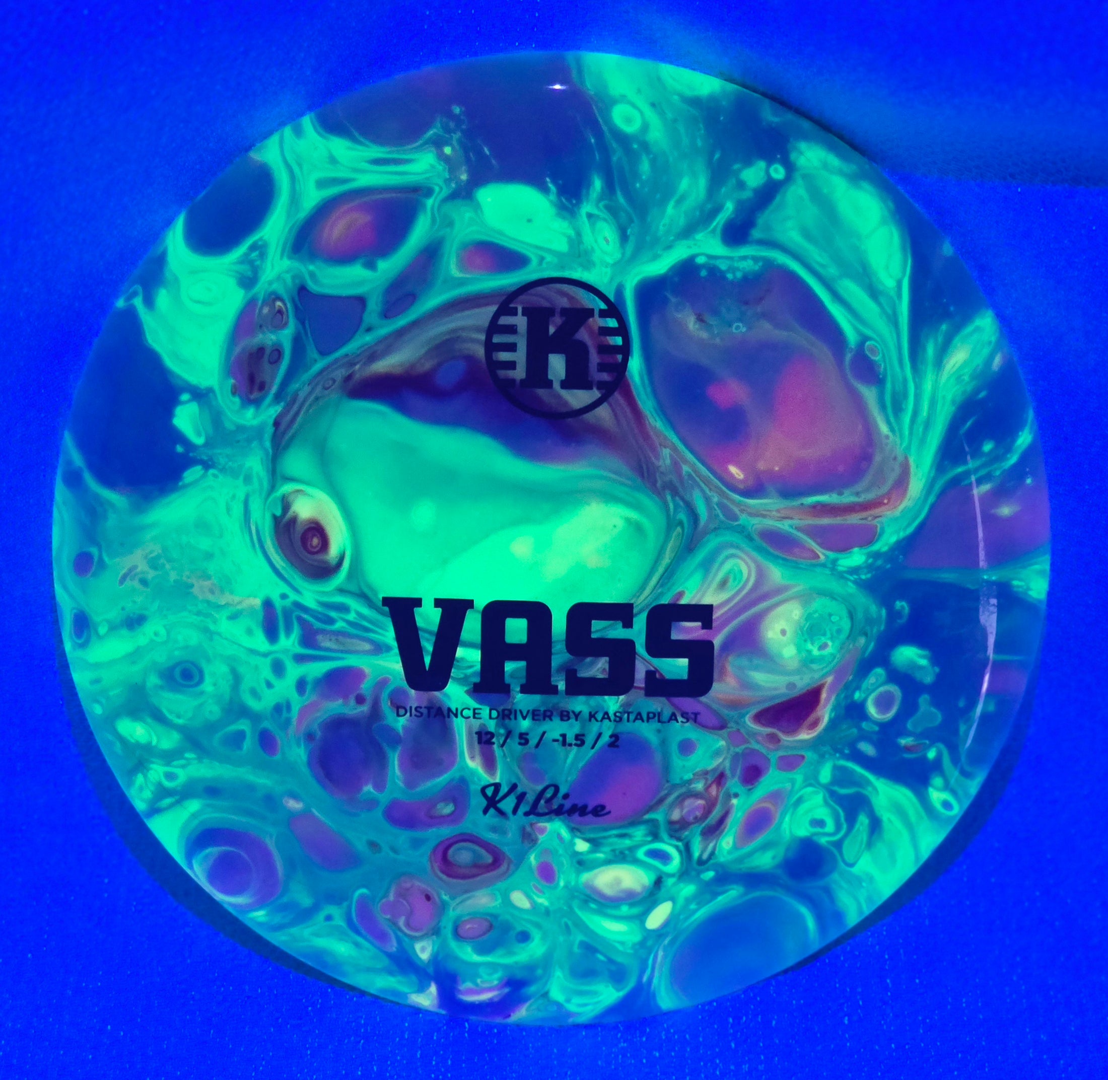 Load image into Gallery viewer, Kastaplast Vass Distance Driver w/ Custom HUV Dye - K1 Line 172g
