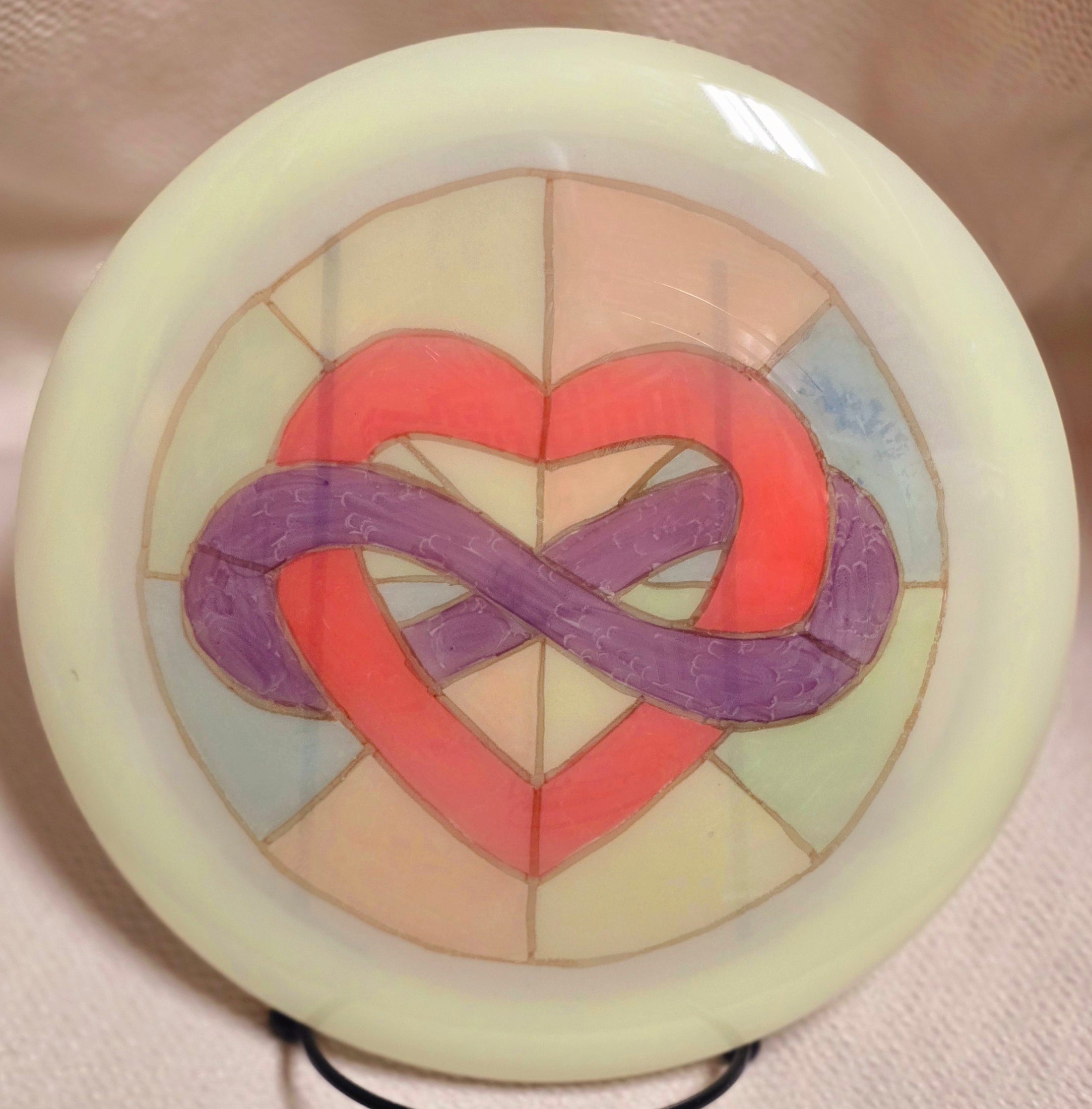 Load image into Gallery viewer, Innova Glow Valkyrie w/ Hand Drawn Stained Glass Infinite Love  - Champion Glow 175g
