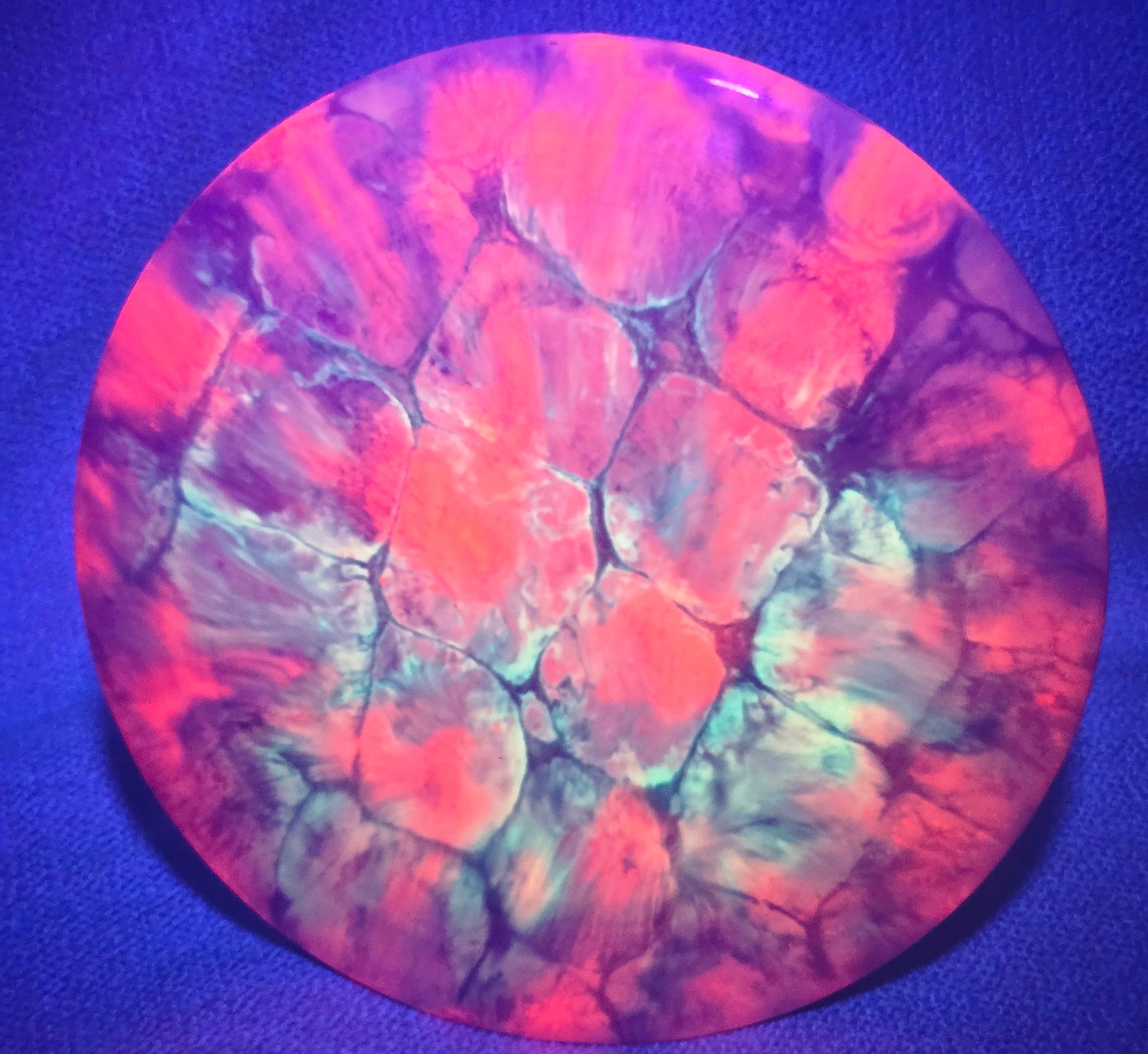 Load image into Gallery viewer, Discraft Paul McBeth Zeus Back Stamped w/ Custom Dragon Scale Dye - ESP 174g
