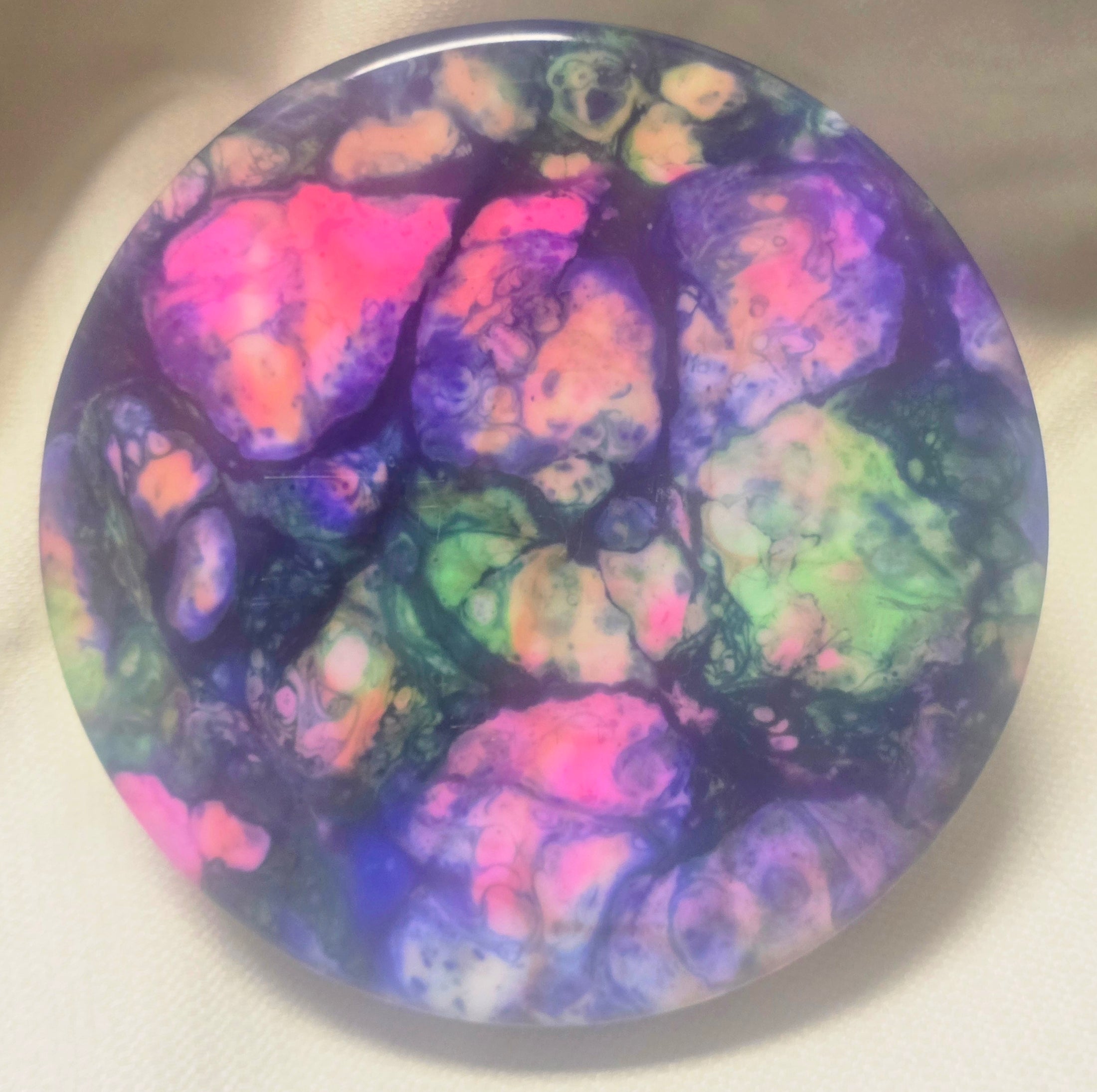 Load image into Gallery viewer, Discmania Tactic Special Edition w/ Custom Organic Cell Dye - Neo Evolution 173g
