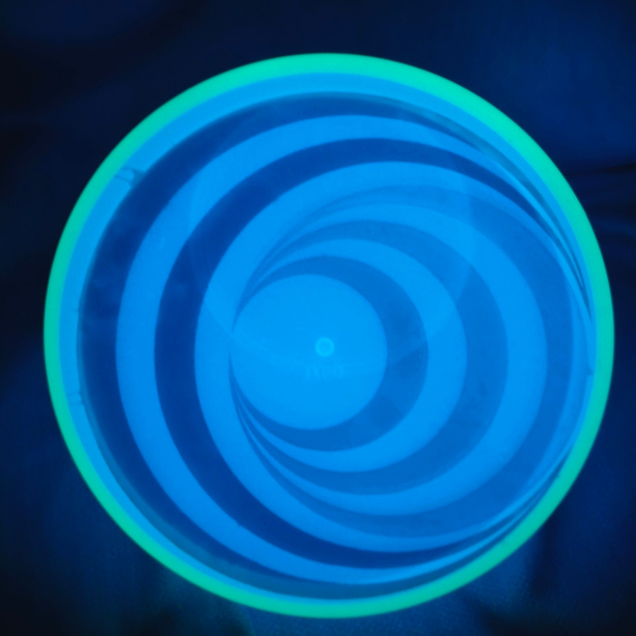 Load image into Gallery viewer, Axiom Wormhole Hex Custom Dye - Total Eclipse 176g
